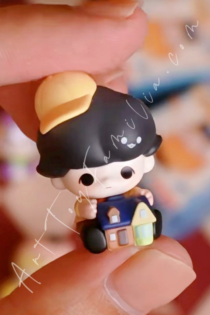 Popmart Pop Bean Dimoo World × PIXAR Series Dimoo As Russell