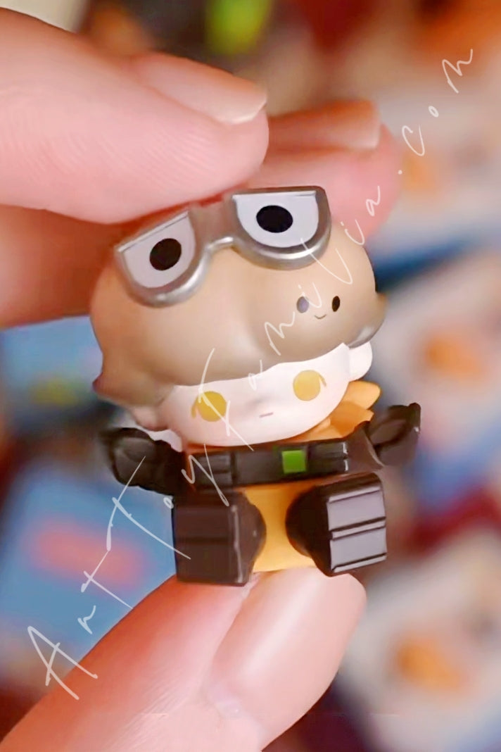 Popmart Pop Bean Dimoo World × PIXAR Series Dimoo As WALL·E