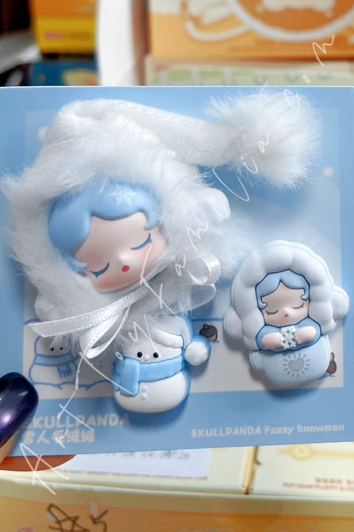 Popmart Pop Bean Fluffy & Cozy Series Decorative Charm Skullpanda Fuzzy Snowman(Secret)