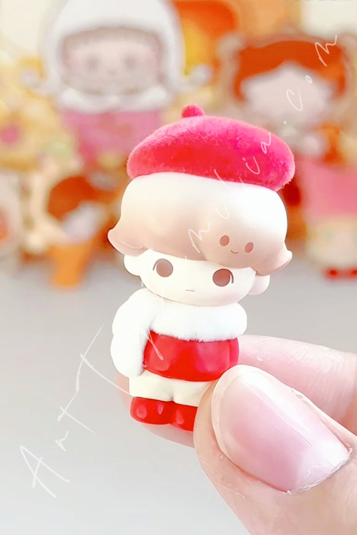 Popmart Pop Bean Fluffy & Cozy Series Dimoo Snug Red Beret