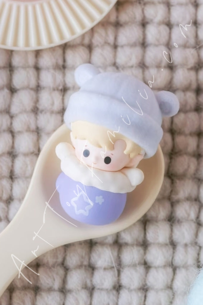 Popmart Pop Bean Fluffy & Cozy Series Hacipupu Snug Purple Mittens