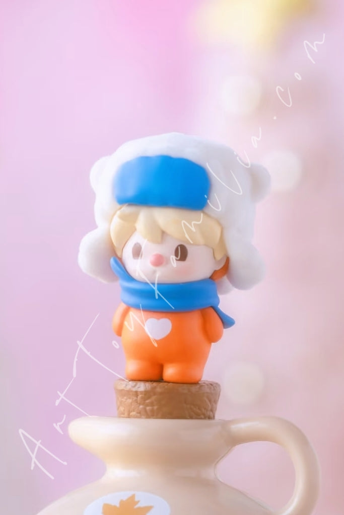 Popmart Pop Bean Fluffy & Cozy Series Sweet Bean Snug Aviator Hat