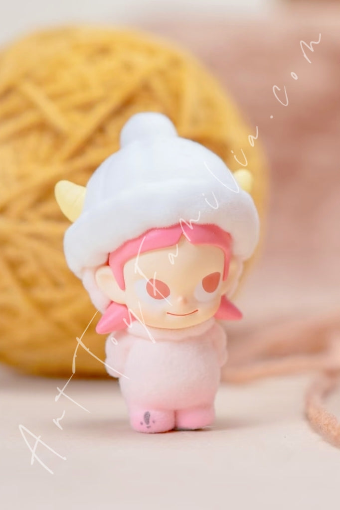 Popmart Pop Bean Fluffy & Cozy Series Zsiga Fuzzy Lamb