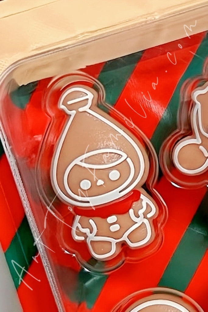 Popmart Pop Bean Gingerbread Man Series Pucky