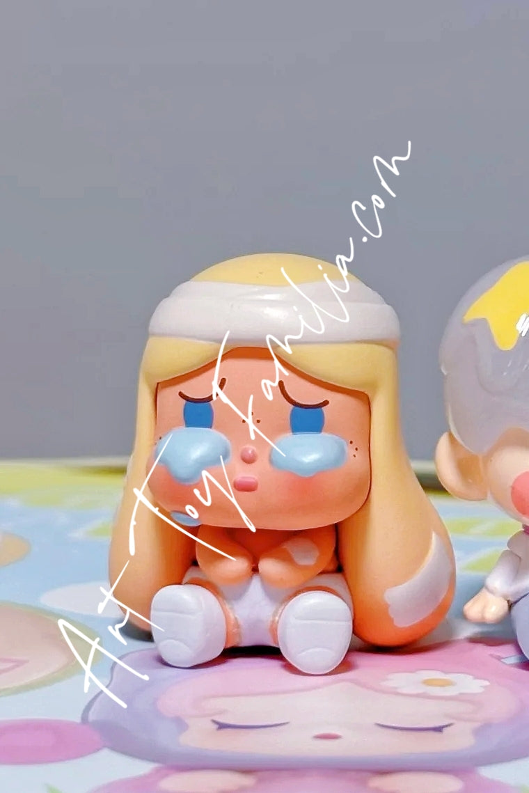 Popmart Pop Bean Going Outing With Me Series Crybaby