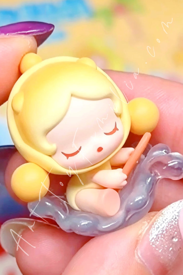 Popmart Pop Bean Island Vacation Series SKULLPANDA Sea Breeze Surf (Secret)