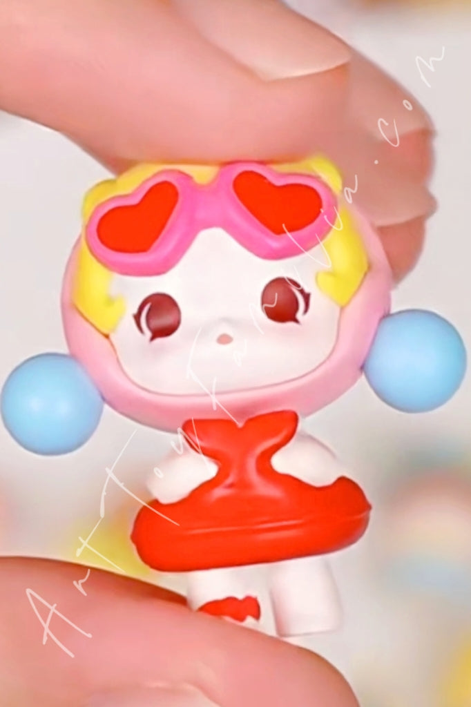 Popmart Pop Bean Island Vacation Series SKULLPANDA Summer Crush