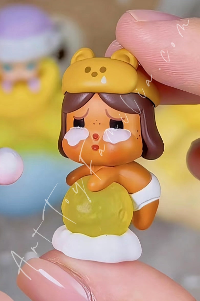 Popmart Pop Bean Lighting the Night Series Crybaby