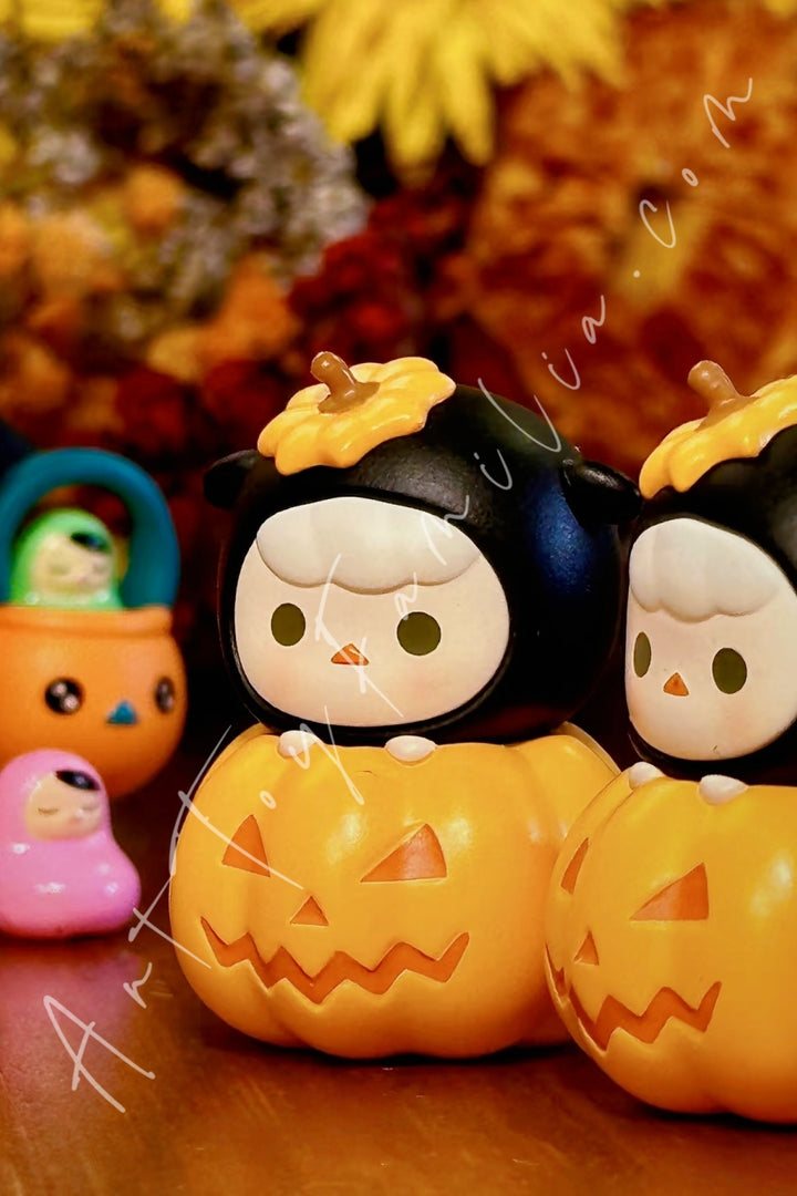 Popmart Pop Bean Pumpkin Halloween Series Pucky