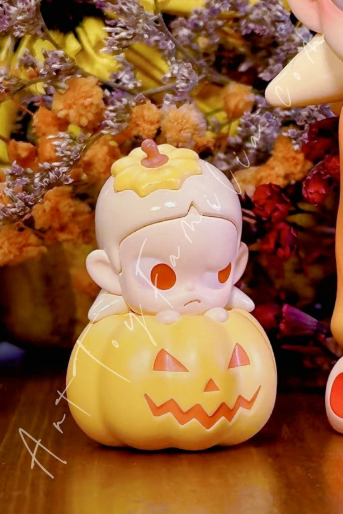 Popmart Pop Bean Pumpkin Halloween Series Zsiga