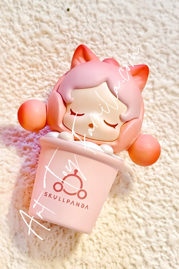 Popmart Pop Bean Strawberry Smoothie Series Skullpanda