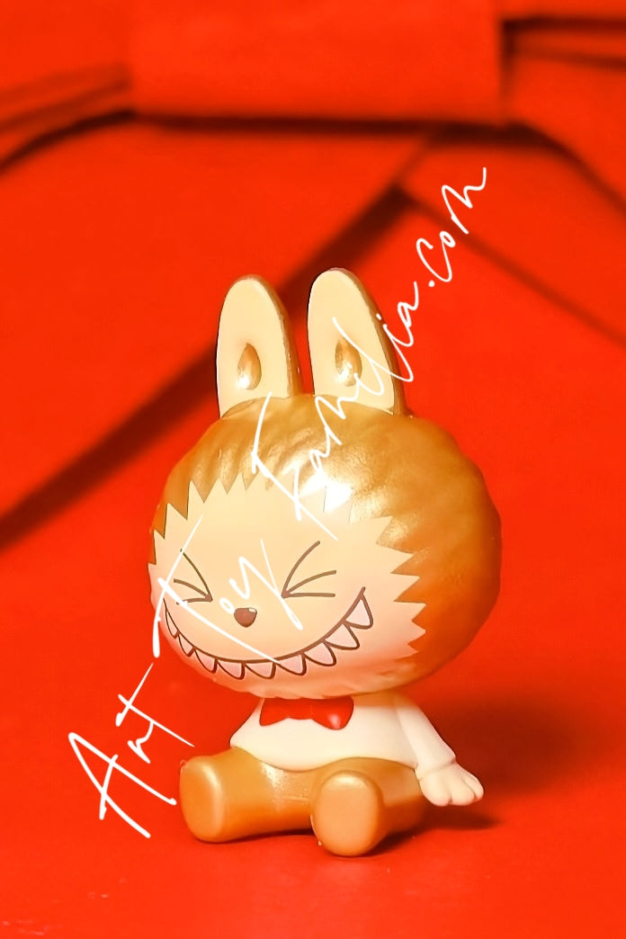 Popmart Pop Bean The Monsters Labubu Champagne Gold Happy New Year Sitting Series
