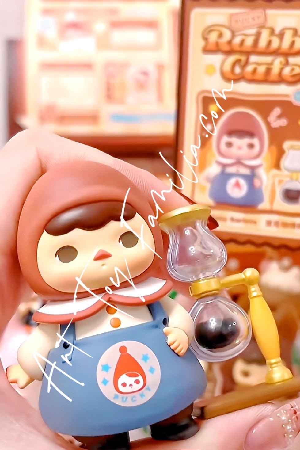 Pucky Rabbit POP MART Pucky Rabbit Cafe Series – Art Toy Familia