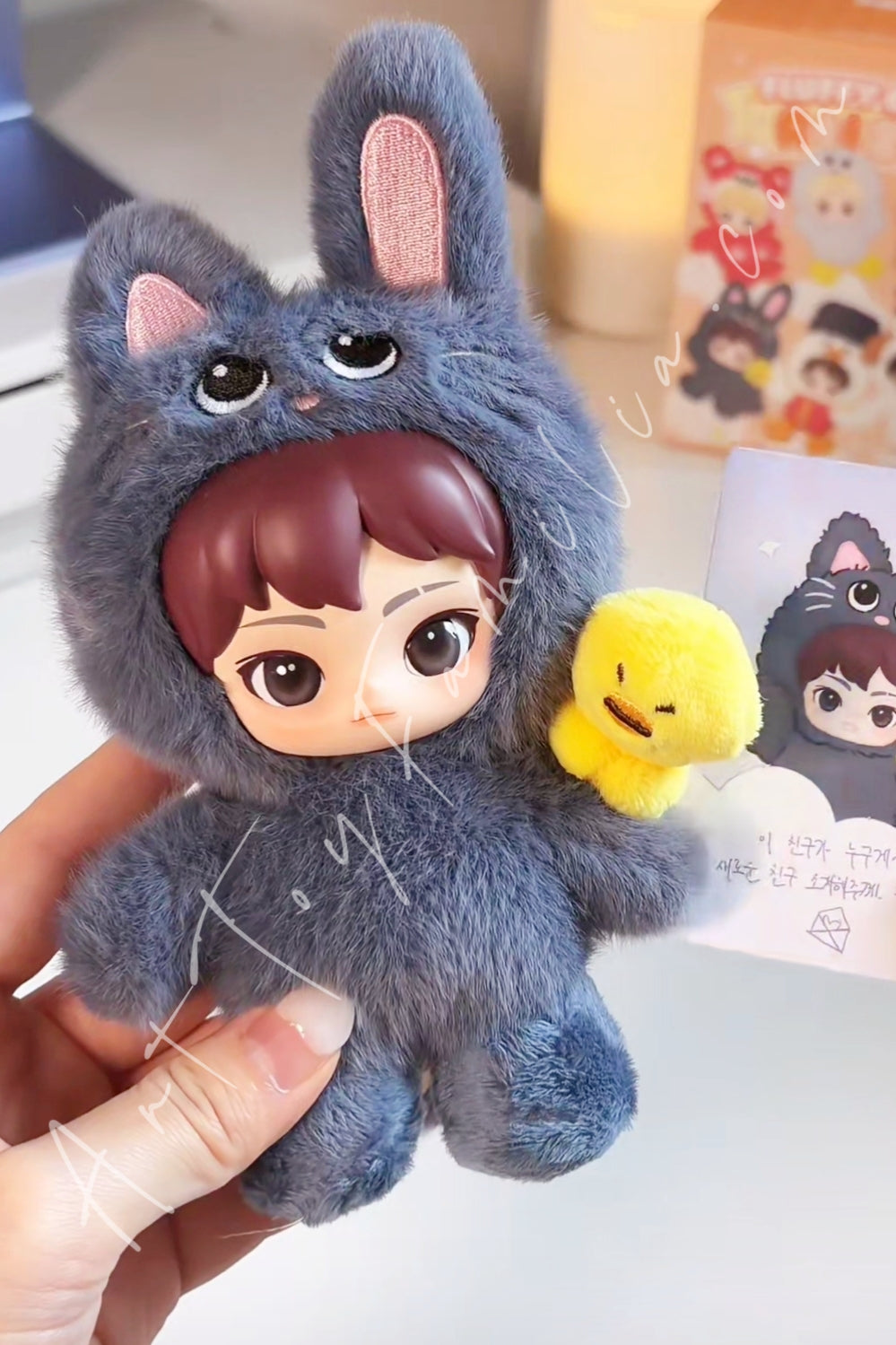 Popmart RIIZE Fluffy Club Series Vinyl Plush Doll Pendant Fluffy Tonyangdeok-Wonbin