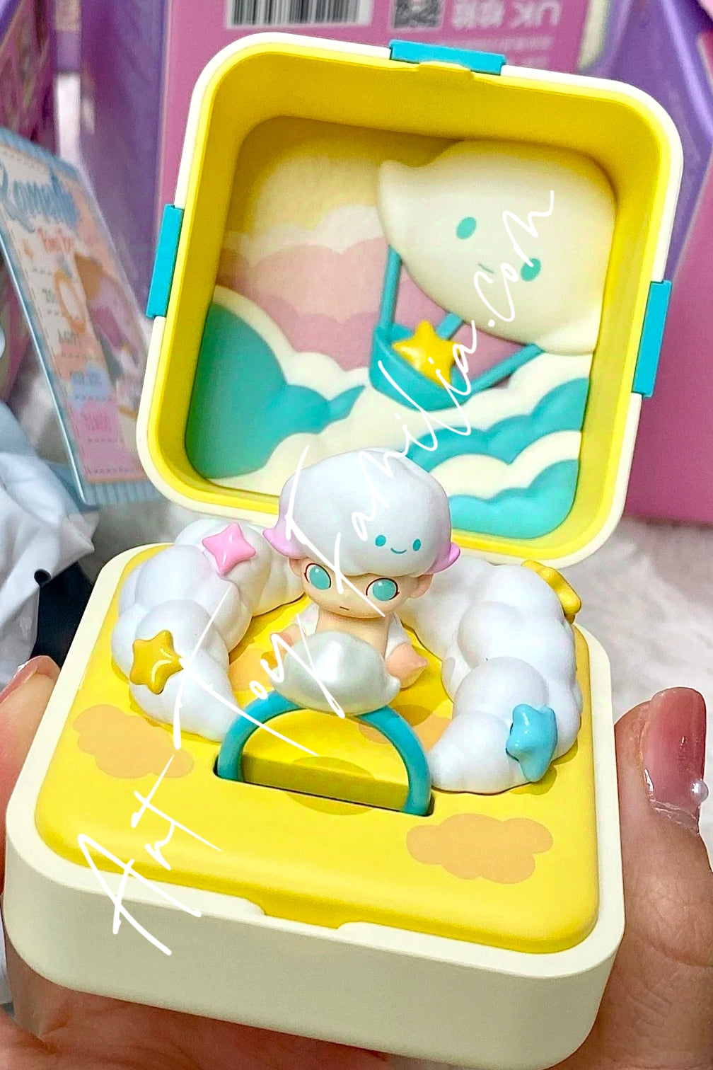Popmart Romantic Ring Box Series Dimoo