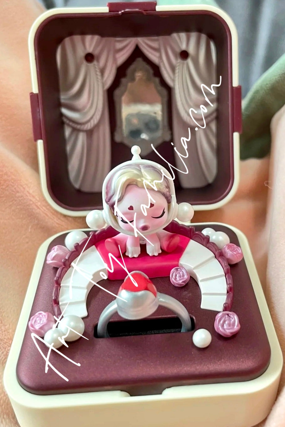 Popmart Romantic Ring Box Series Skullpanda(Secret)