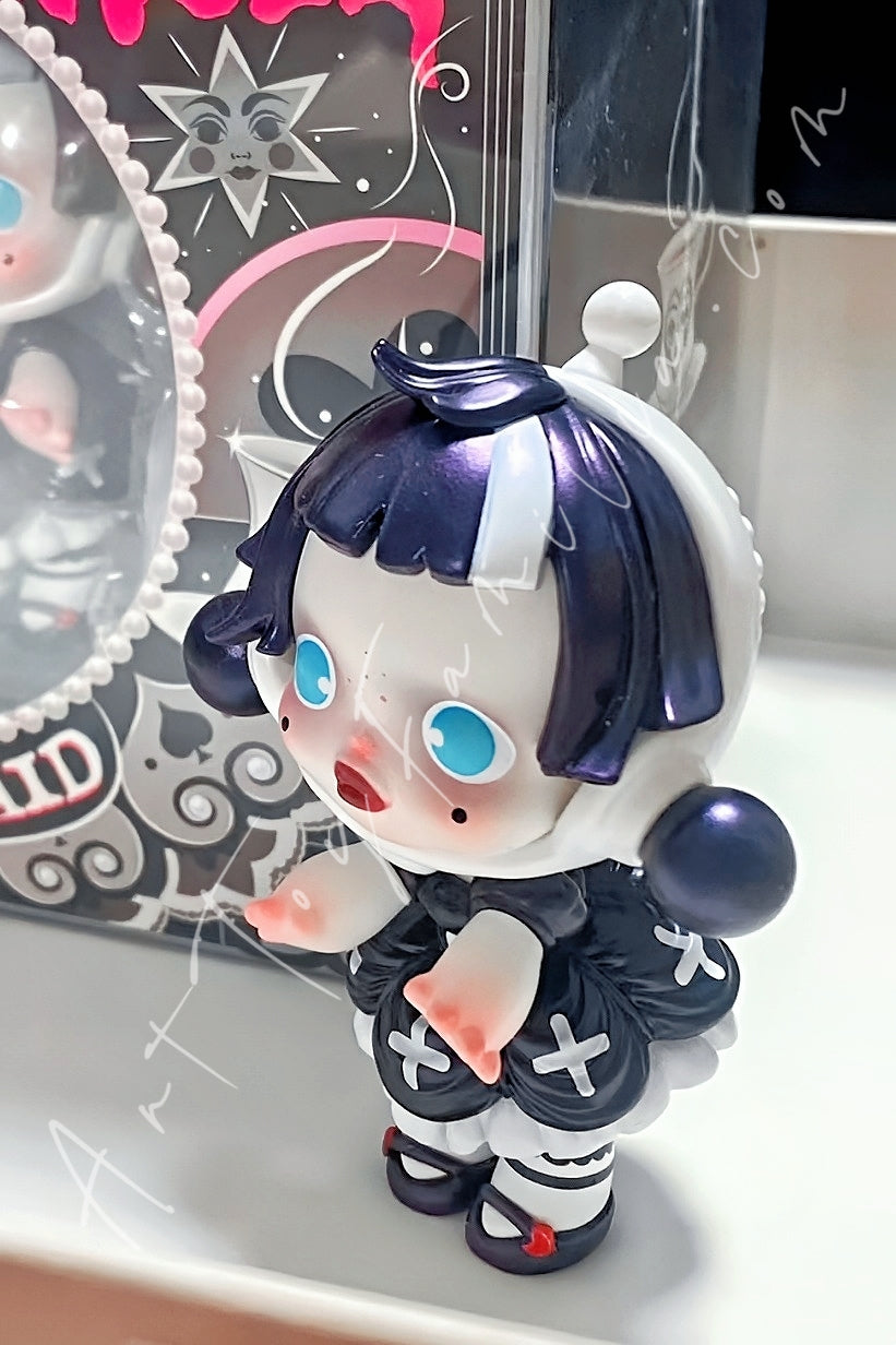Popmart Skullpanda Dark Maid Figurine