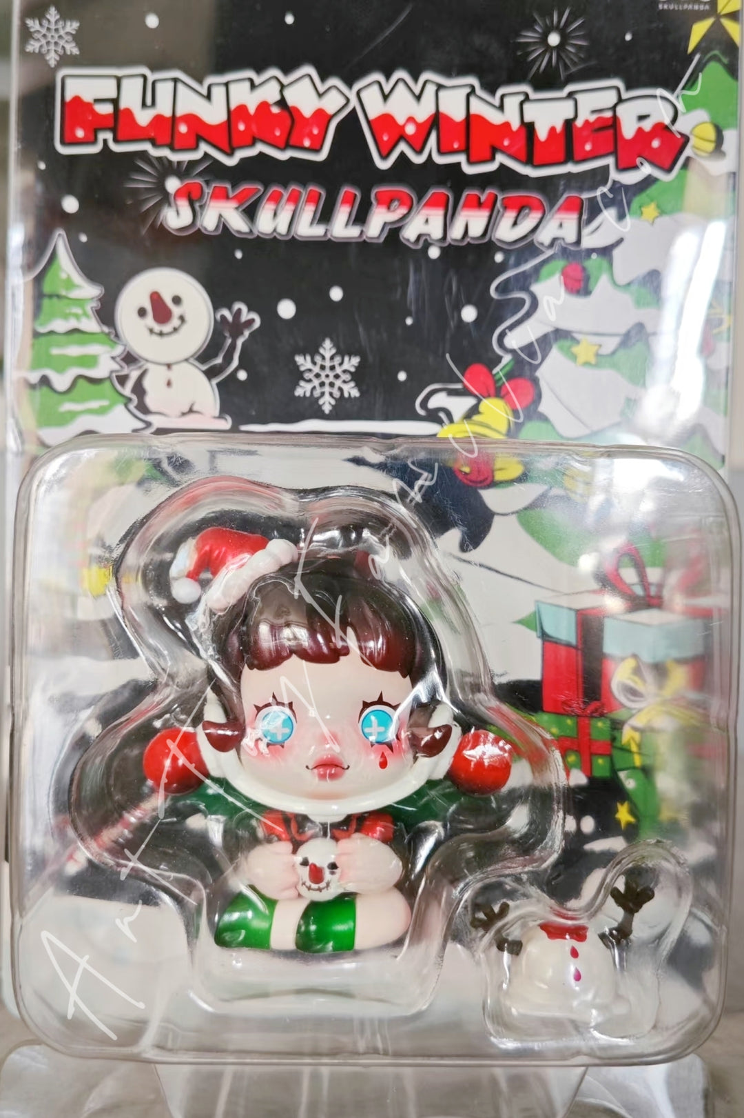 Popmart Skullpanda Funky Winter Figurine