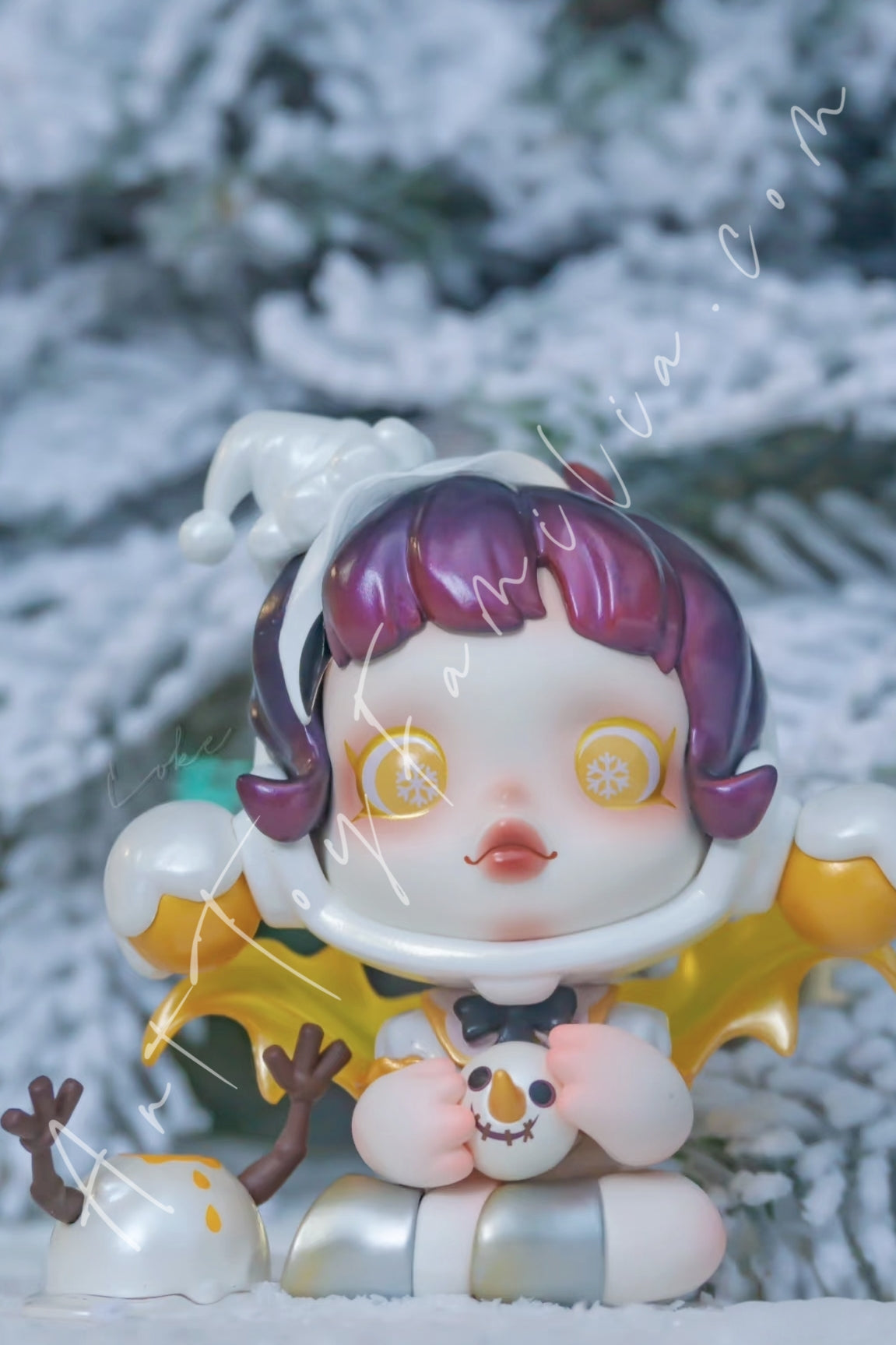 Skullpanda Glorious Xmas Figurine - 璀璨圣诞吊卡 – Art Toy Familia