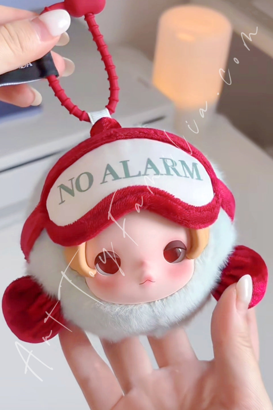 θ SKULLPANDA Off Mode Series Earphone Bag | POP MART – Art Toy Familia