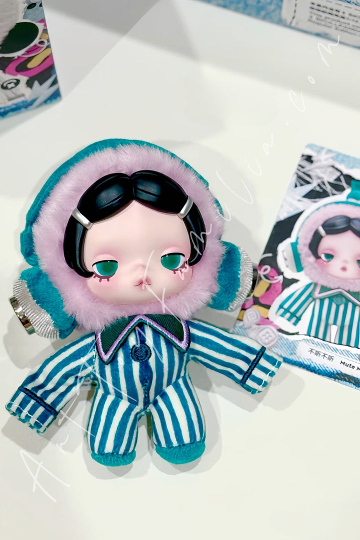 Popmart θ Skullpanda Off Mode Series Plush Doll Pendant Mute Mode