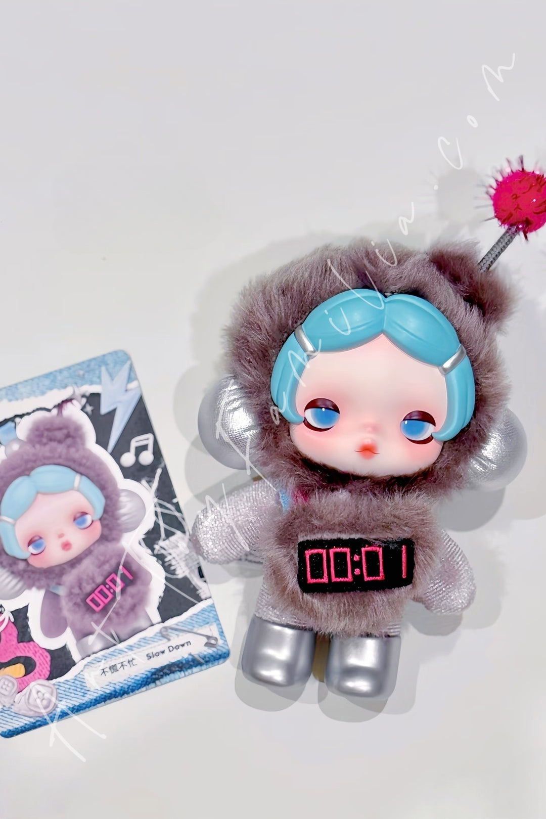 Popmart θ Skullpanda Off Mode Series Plush Doll Pendant Slow Down