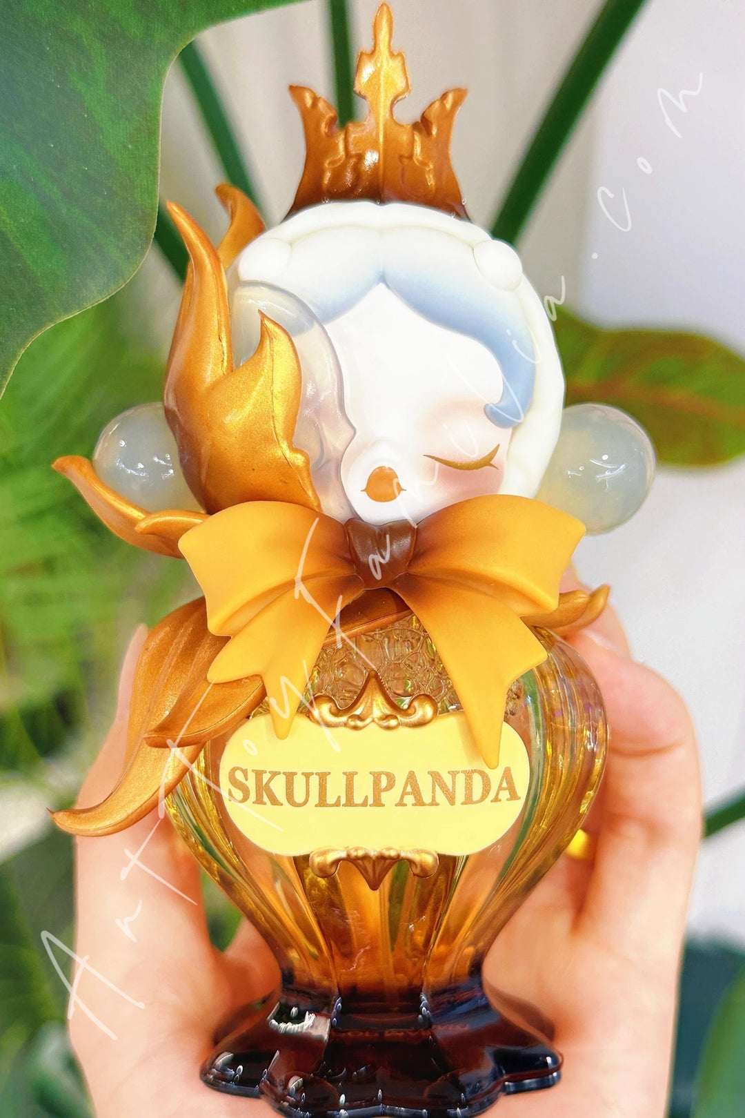 POP MART - Skullpanda Petals in Four Acts Series Fragrance Spray The Decay Awaited(Secret)
