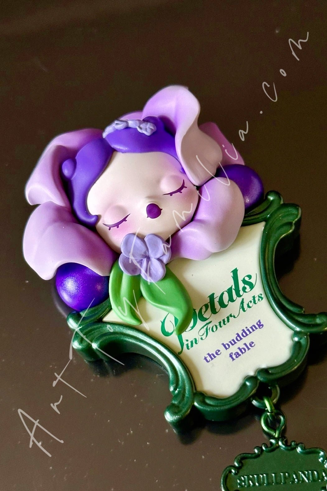 POP MART SKULLPANDA Petals マグネット　シークレット Skullpanda Petals in Four Acts Series Fridge Magnet – Art Toy Familia