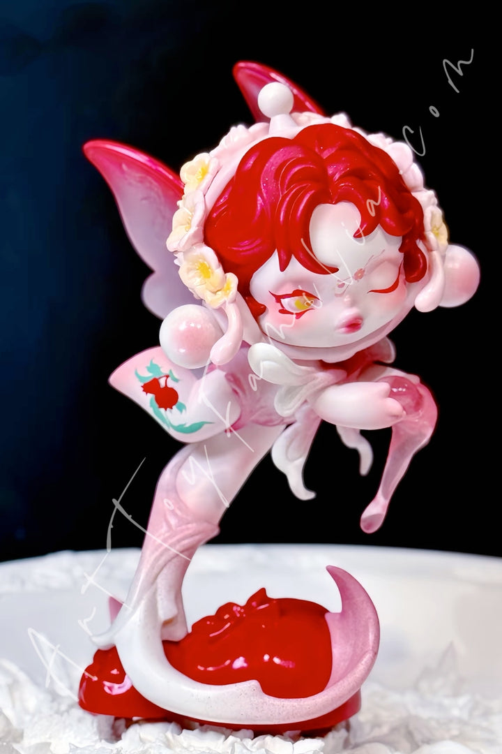 POP MART - Skullpanda Petals in Four Acts Series The Fairy's Trick