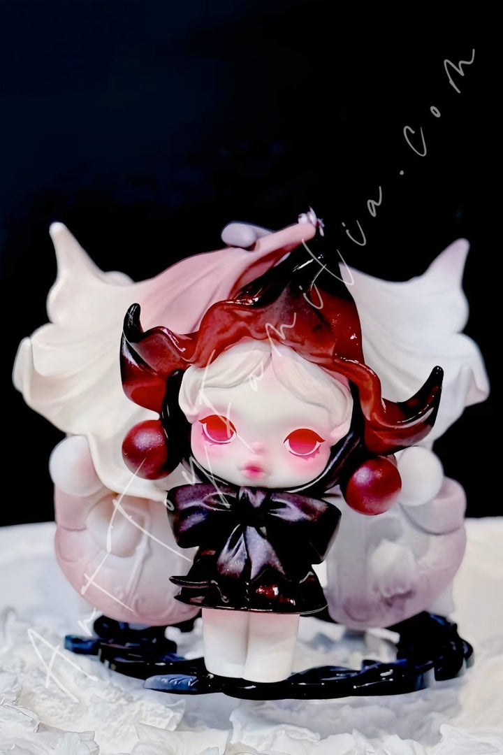 POP MART - Skullpanda Petals in Four Acts Series The Threefold Requiem