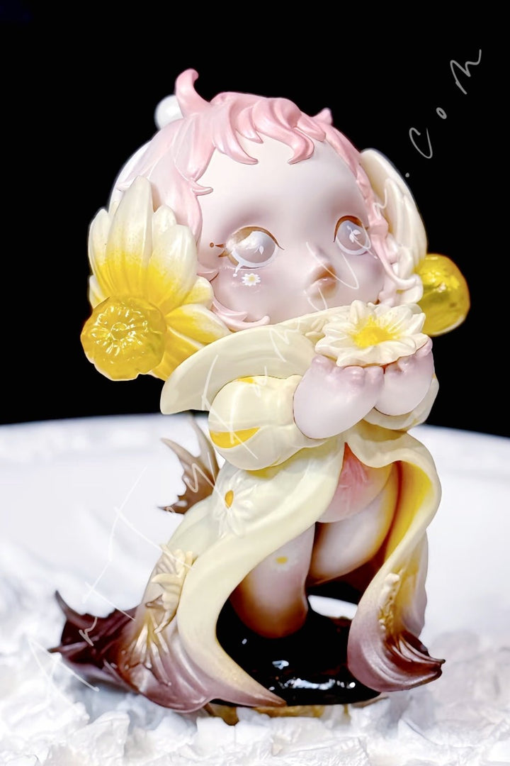 POP MART - Skullpanda Petals in Four Acts Series The Withered Innocence