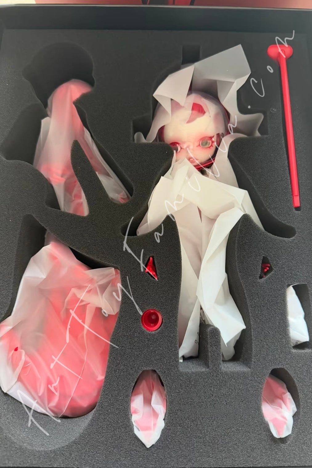 Popmart Skullpanda × Robert Wun The Innocence 1/6 Action Figure