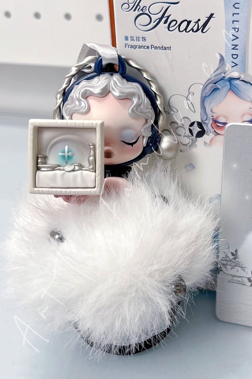 Skullpanda The Feast Begins Series Fragrance Pendant | POP MART