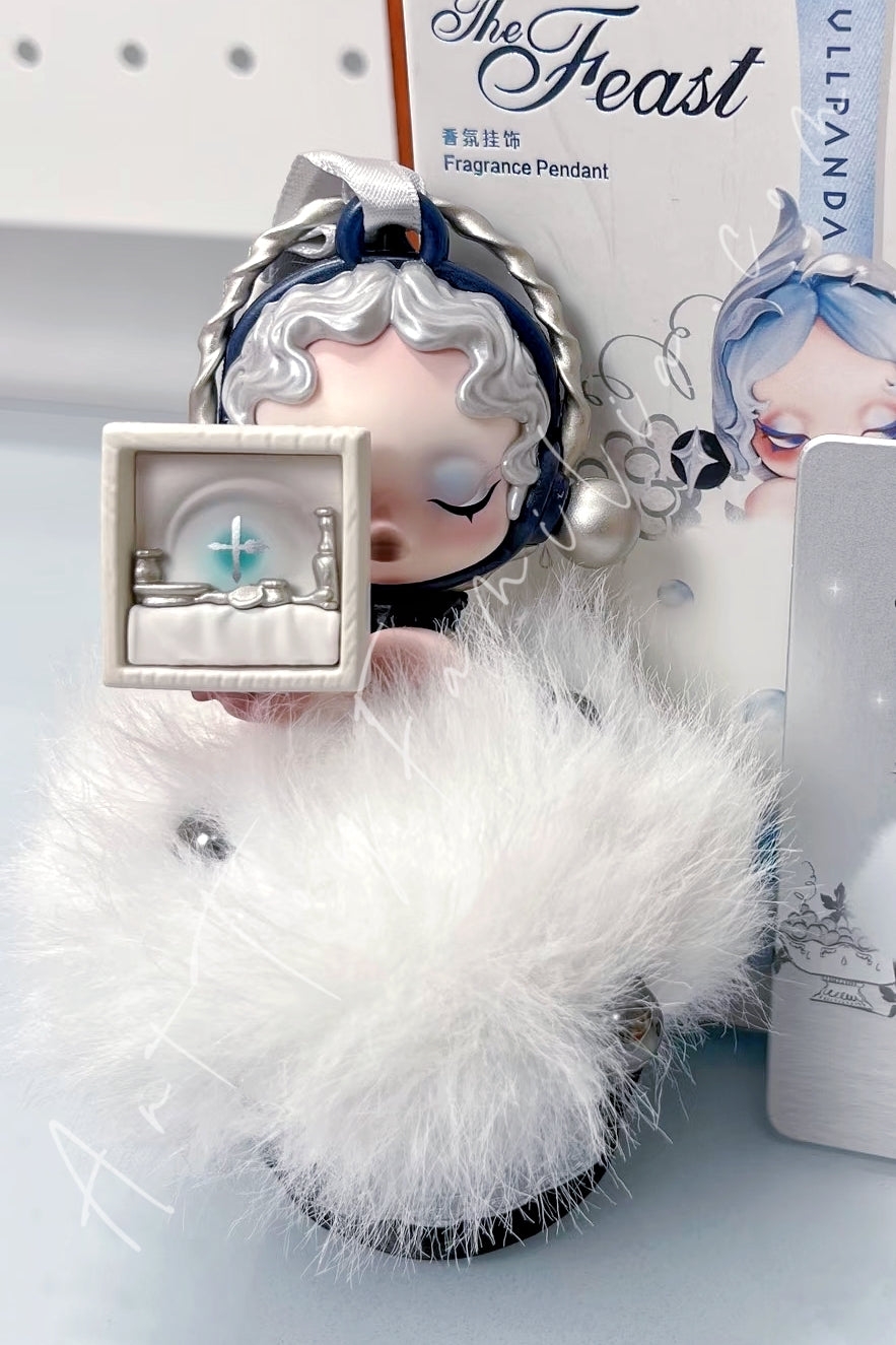 Popmart Skullpanda The Feast Begins Series Fragrance Pendant Fine Dining(Secret)