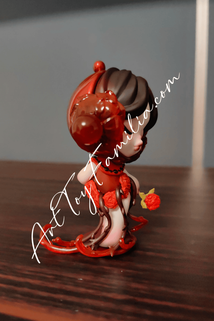 Popmart Skullpanda The Valentine's Day Figurine