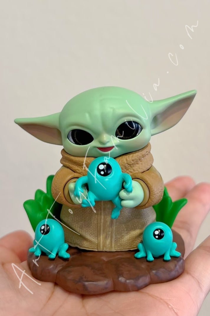POP MART - Star Wars Grogu Tiny But Mighty Series I Love Froggy