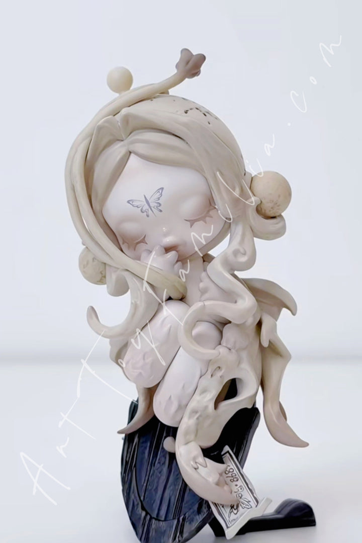 Popmart The Attic of Oddities Series Figures Buried in Dust (Secret)