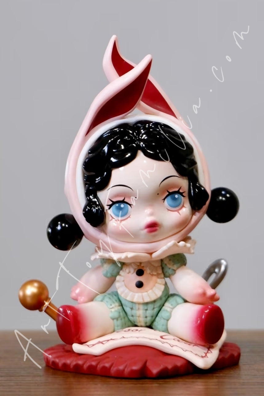 Popmart The Attic of Oddities Series Figures The Porcelain Heart