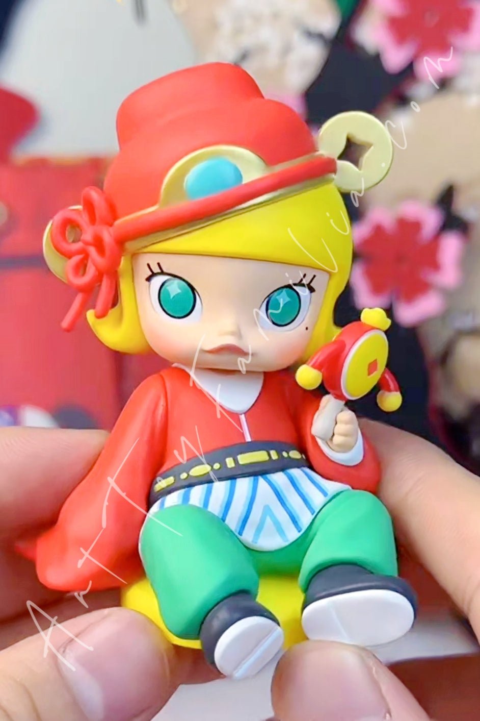 The Golden Gallop Series | POP MART – Art Toy Familia