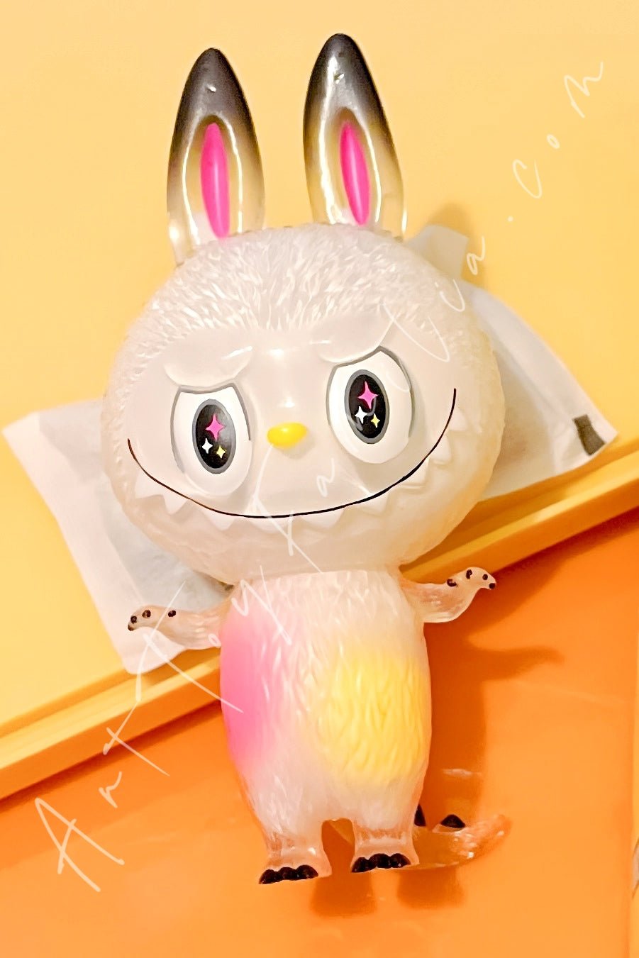 POP MART - The Little Monsters Mini Figure Collection 4 - 迷你Zimomo系列4代 Junkie - 白透
