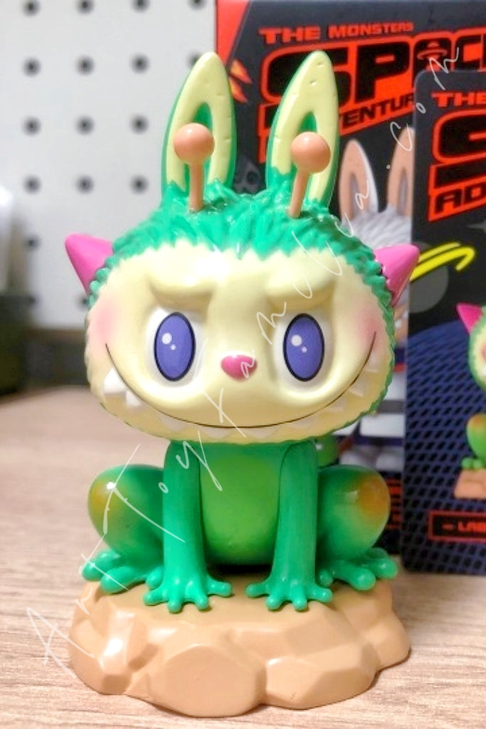 Popmart The Monster Labubu Space Adventure Series Labubu Space Alien