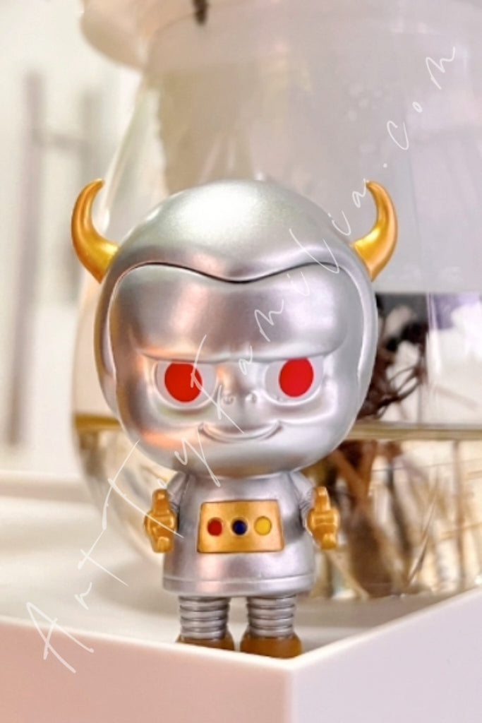 Popmart The Monster Labubu Space Adventure Series Yayna Robot