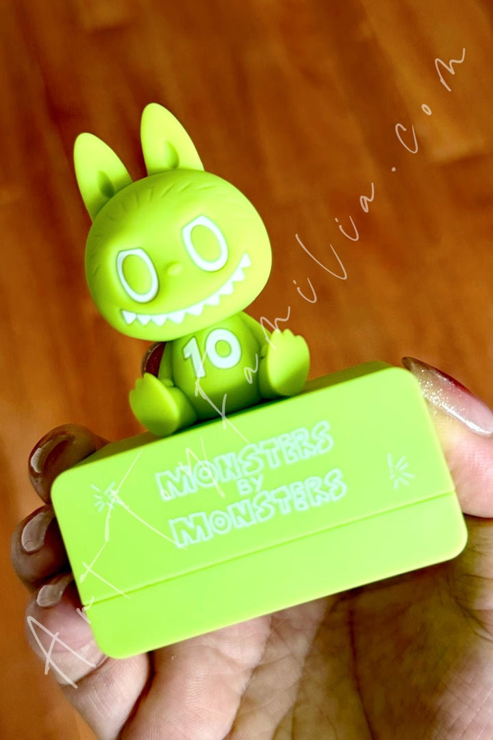 POP MART - The Monsters 10th Anniversary Series Fridge Magnet - 十周年系列冰箱贴 Mokoko