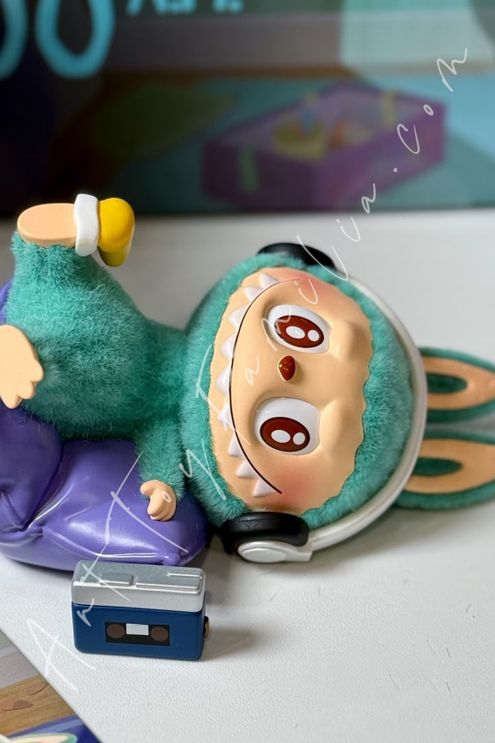 Popmart The Monsters Labubu 1:00 A.M. Series Music Time