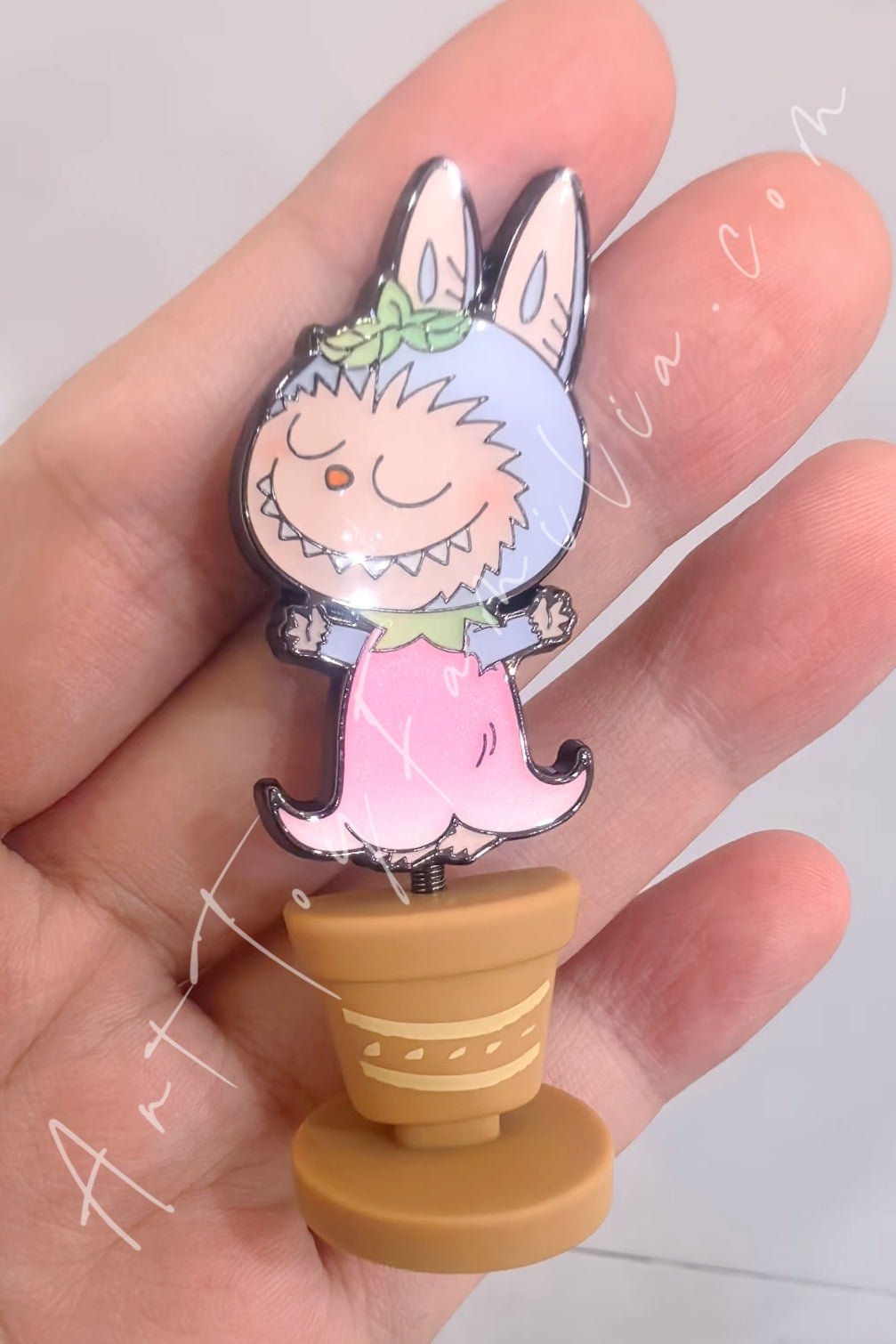 POP MART - The Monsters Labubu Fall in Wild Series Badge - 春天野在家系列徽章 Datura - 曼陀罗花