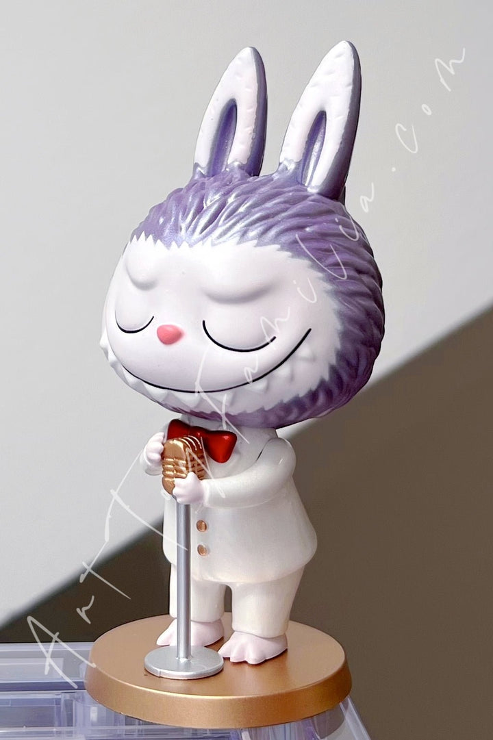 POP MART - The Monsters Labubu Forest Concert Series - 森林音乐会系列 Singer(Secret) - 歌唱家