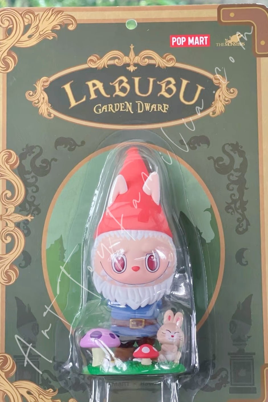 POP MART - The Monsters Labubu Gardener Dwarf Figurine - 园丁矮人吊卡