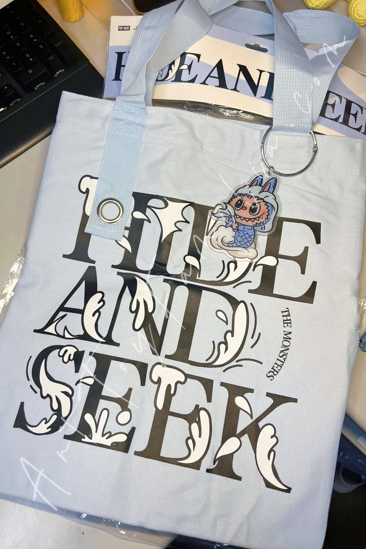 POP MART LABUBU HIDE AND SEEK キャンバストート The Monsters Labubu Hide And Seek Series Canvas Bag | POP MART