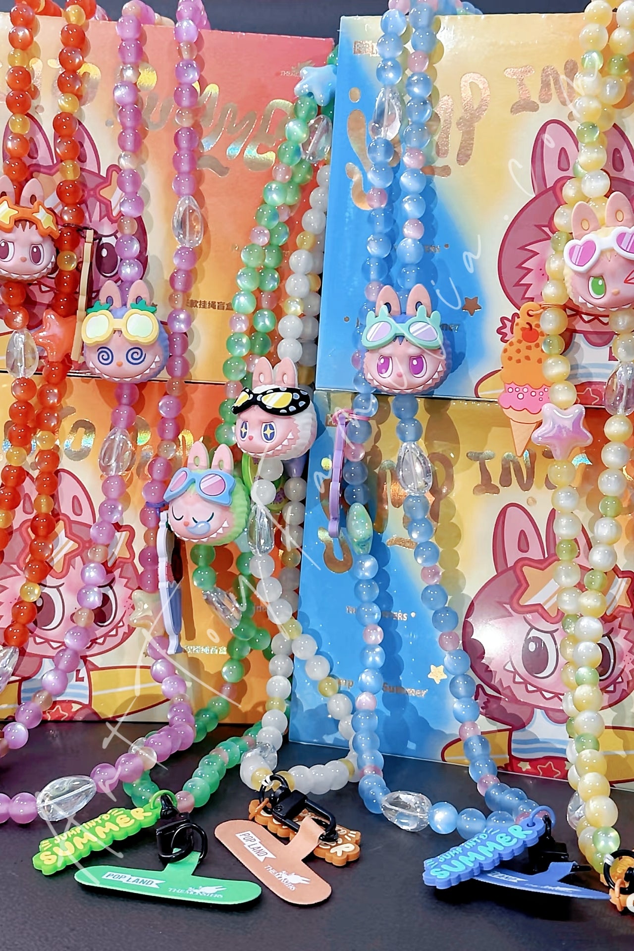 The Monsters Labubu Jump Into Summer Series Phone Charm - 晒晒夏日