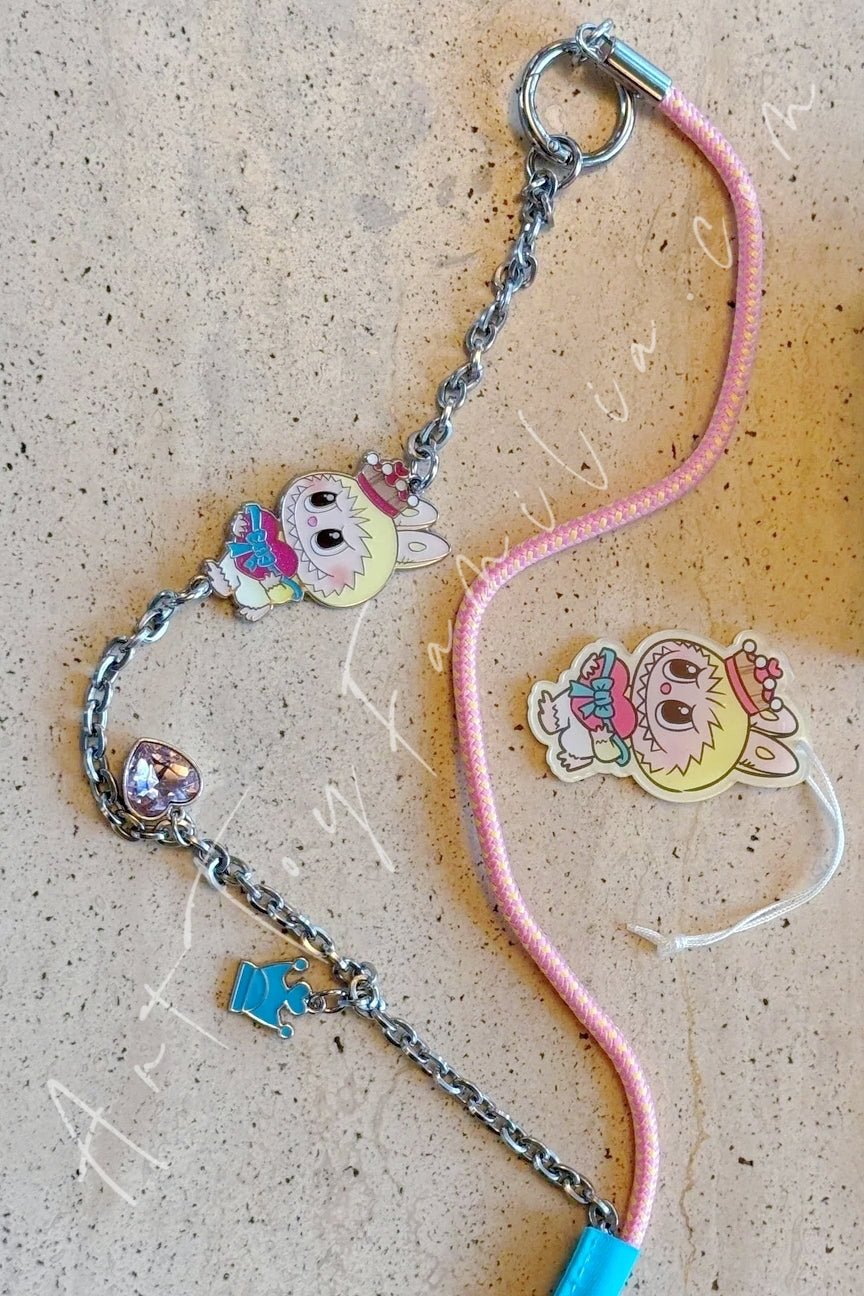 POP MART - The Monsters Labubu Let's Checkmate Sreies Pendant - 象棋大冒险系列挂件 Bond(Secret) - 羁绊